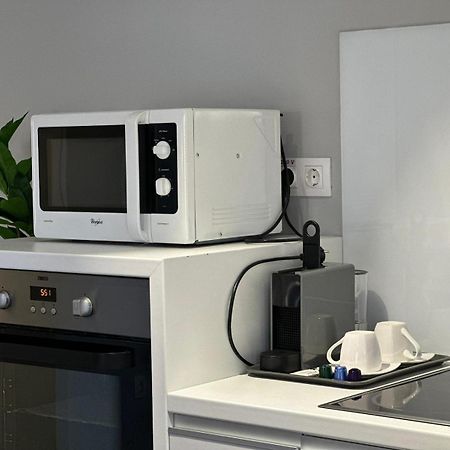 Luxury Glam Apartments & Studios Near Coresi Mall Braşov Eksteriør billede