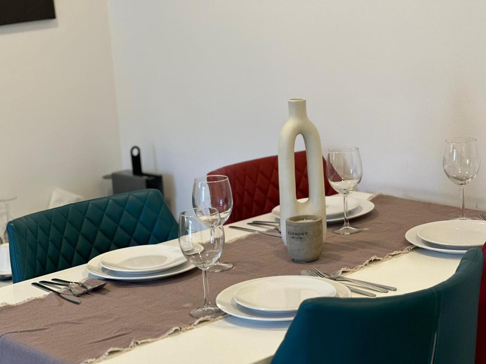 Luxury Glam Apartments & Studios Near Coresi Mall Braşov Eksteriør billede